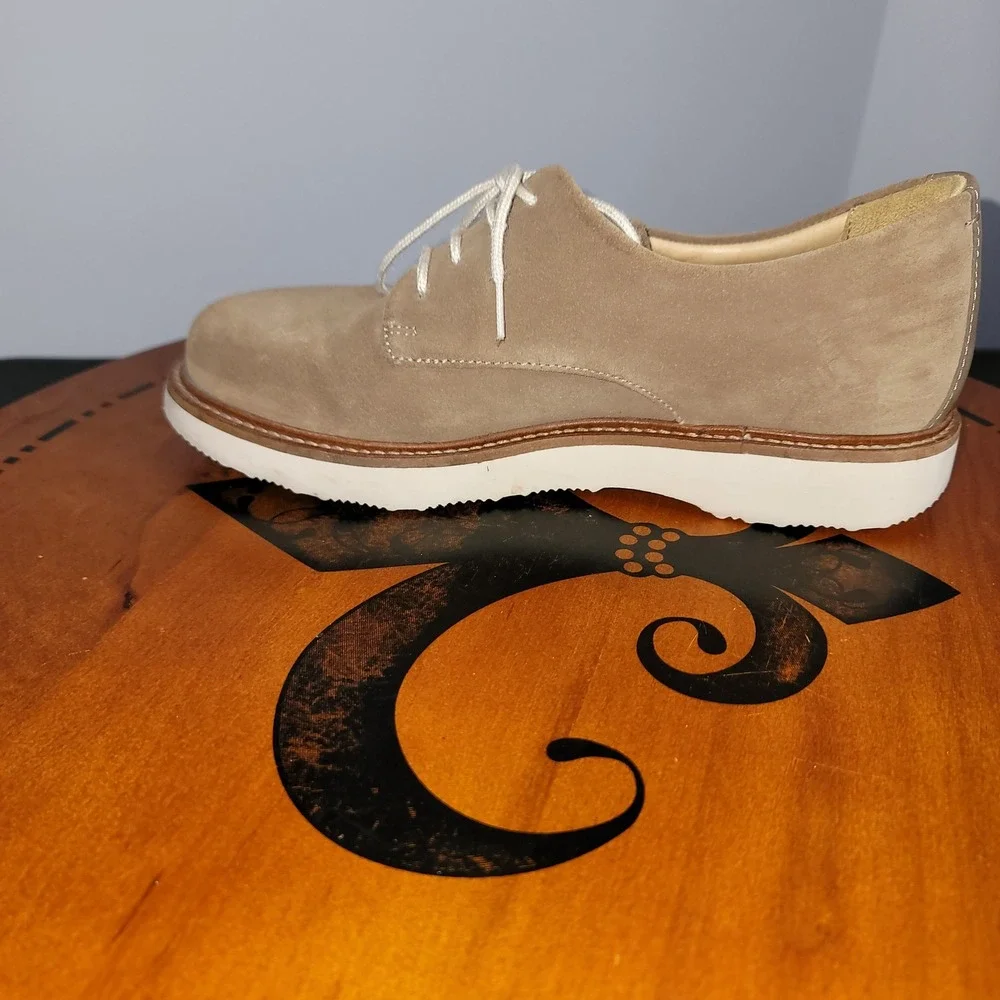 Samuel Hubbard Hubbard Free Tan Suede Derby Shoes Vibram Sole Mens M1100-004